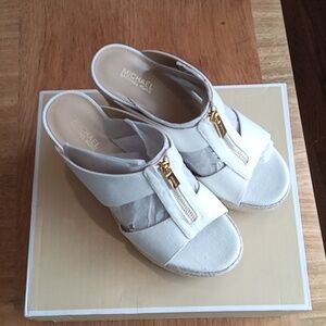 Michael Kors women's sandals-NEW